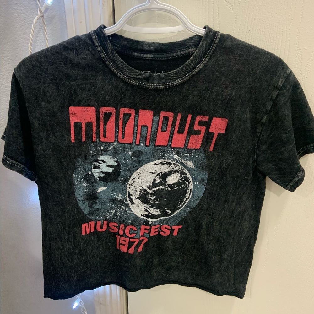 Moondust Cropped Black Graphic Tee